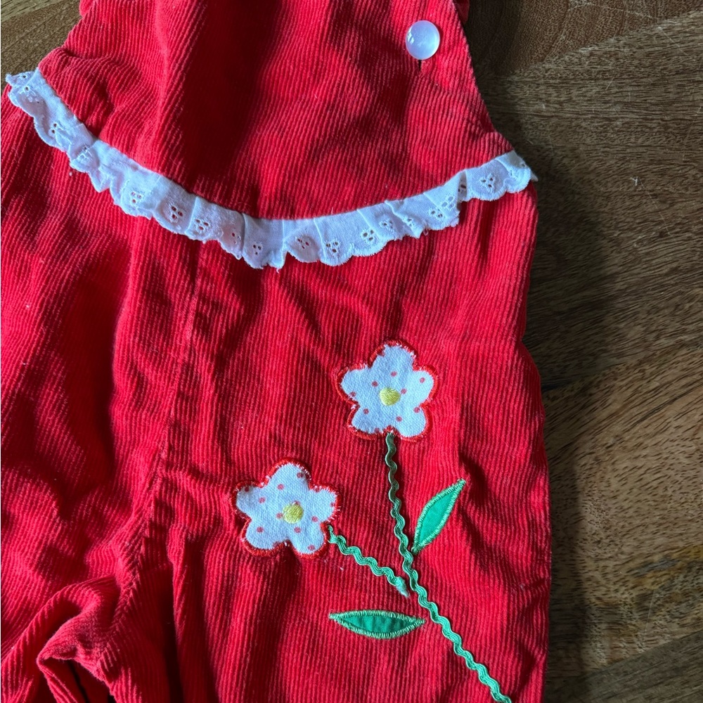 Vintage corduroy jumper 0-6 months size. (3-6 realistic)